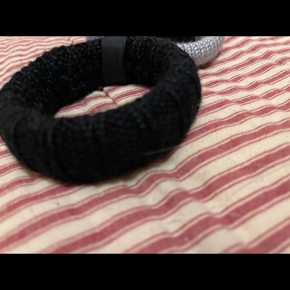 Sweater Bangles - Picture 5 of 5